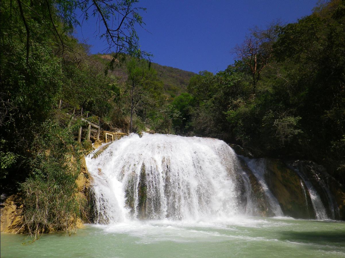Waterfall Chiflon19